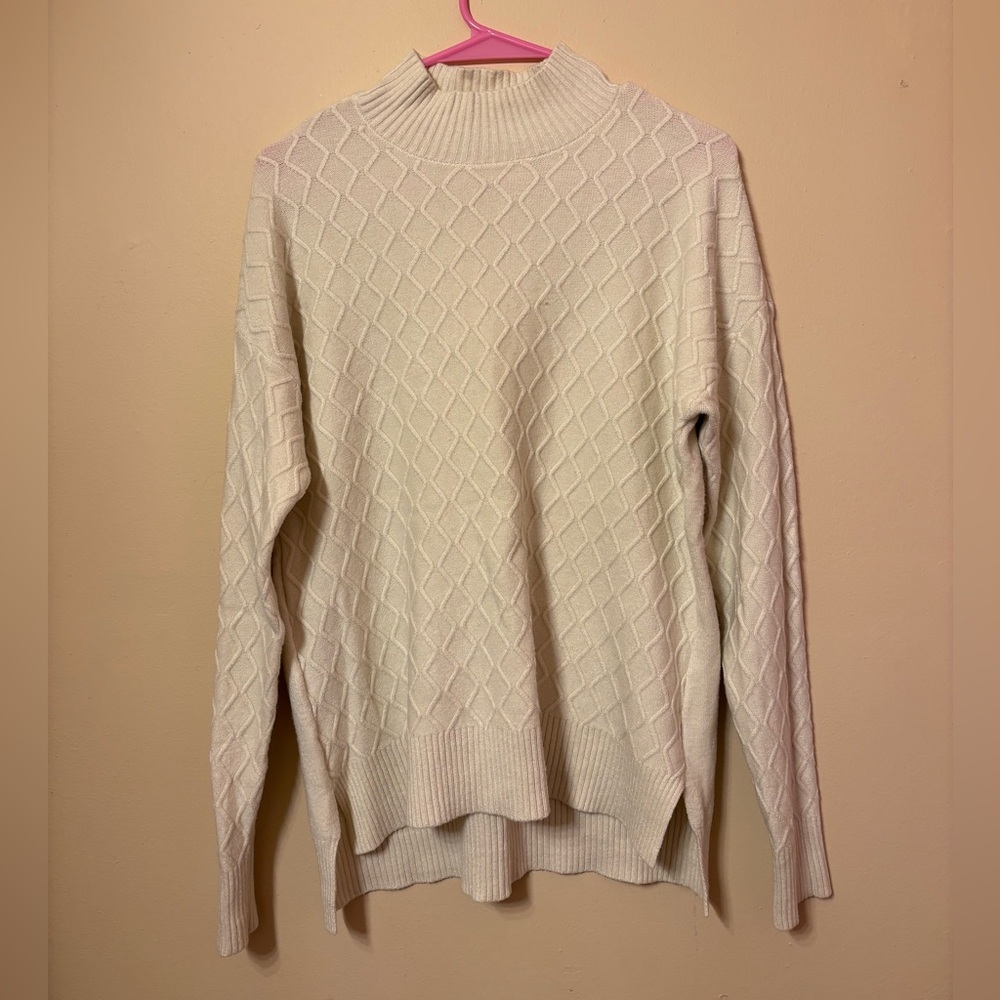 Cyrus Cream Women's Turtleneck Sweater